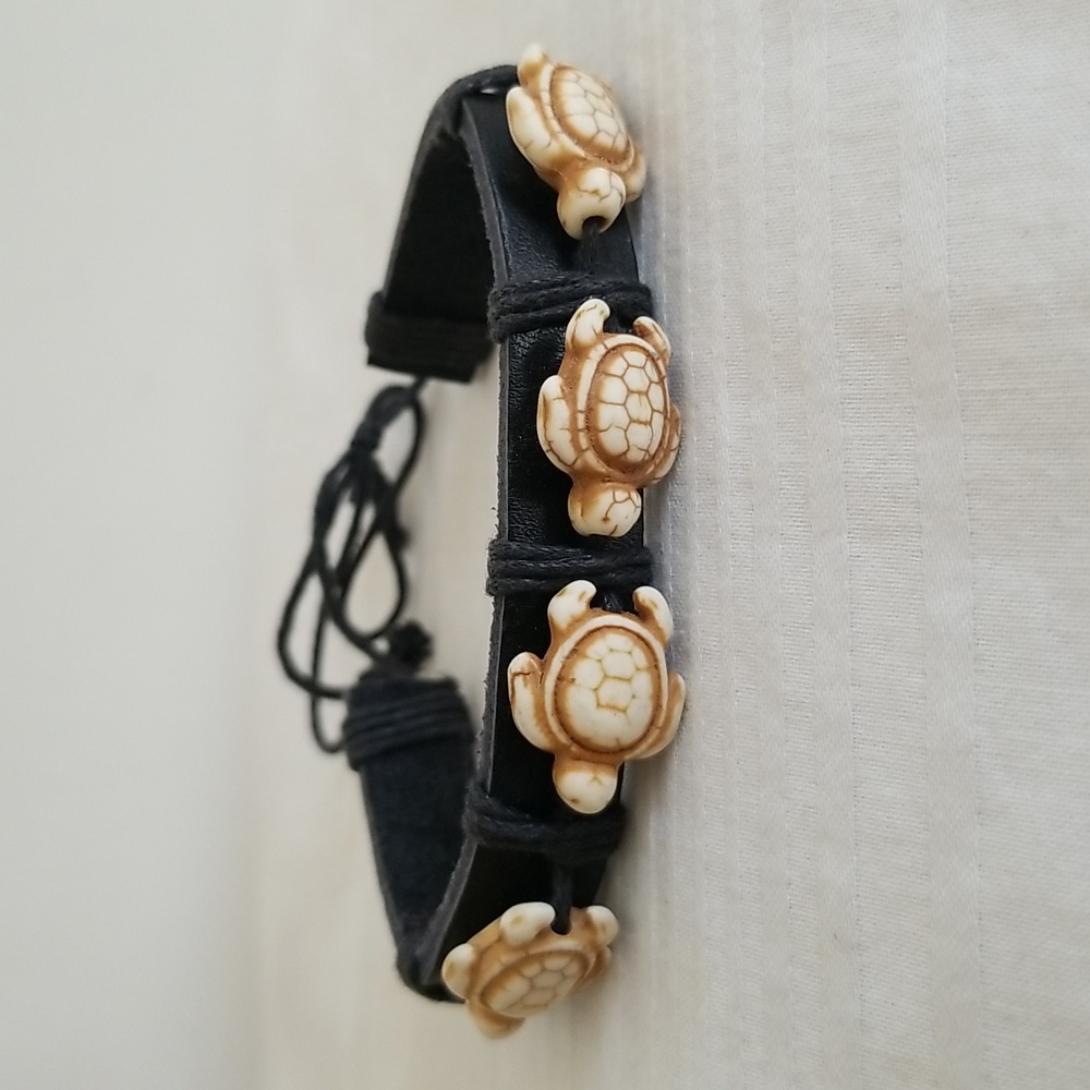 Black Leather Sea Turtle Shell Bracelet